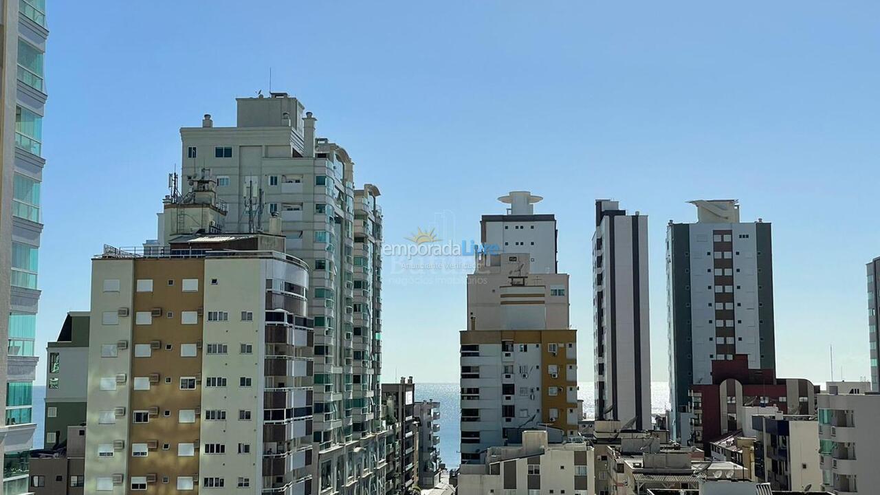 Apartamento para aluguel de temporada em Itapema (Meia Praia)