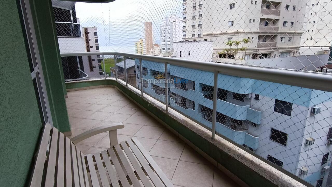 Apartamento para aluguel de temporada em Itapema (Meia Praia)