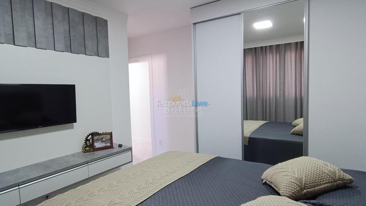 Apartment for vacation rental in Itapema (Meia Praia)