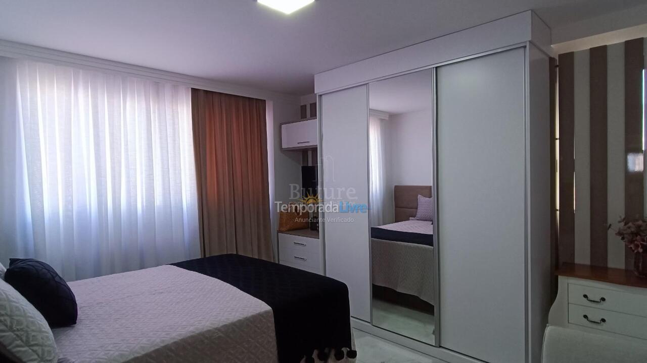 Apartment for vacation rental in Itapema (Meia Praia)