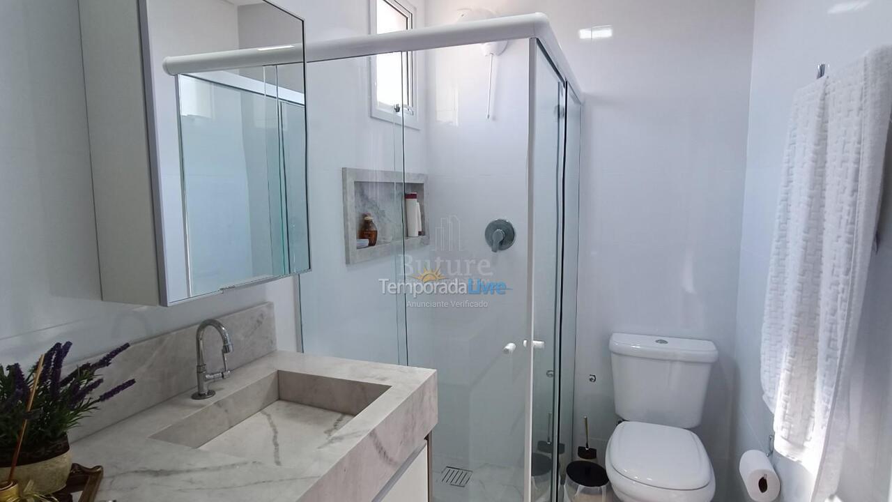 Apartment for vacation rental in Itapema (Meia Praia)