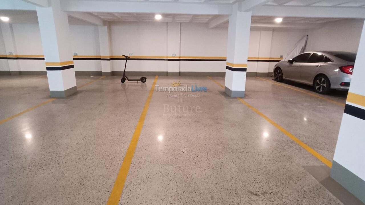 Apartment for vacation rental in Itapema (Meia Praia)