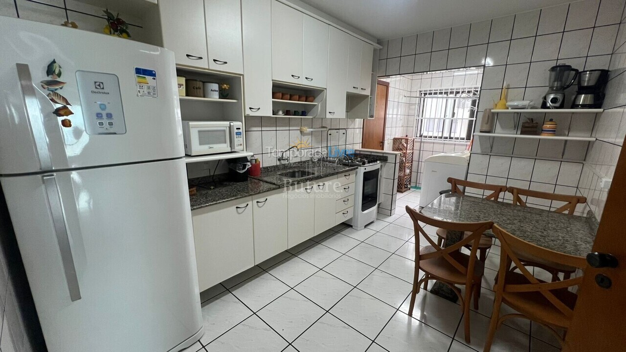 Apartamento para alquiler de vacaciones em Itapema (Meia Praia)