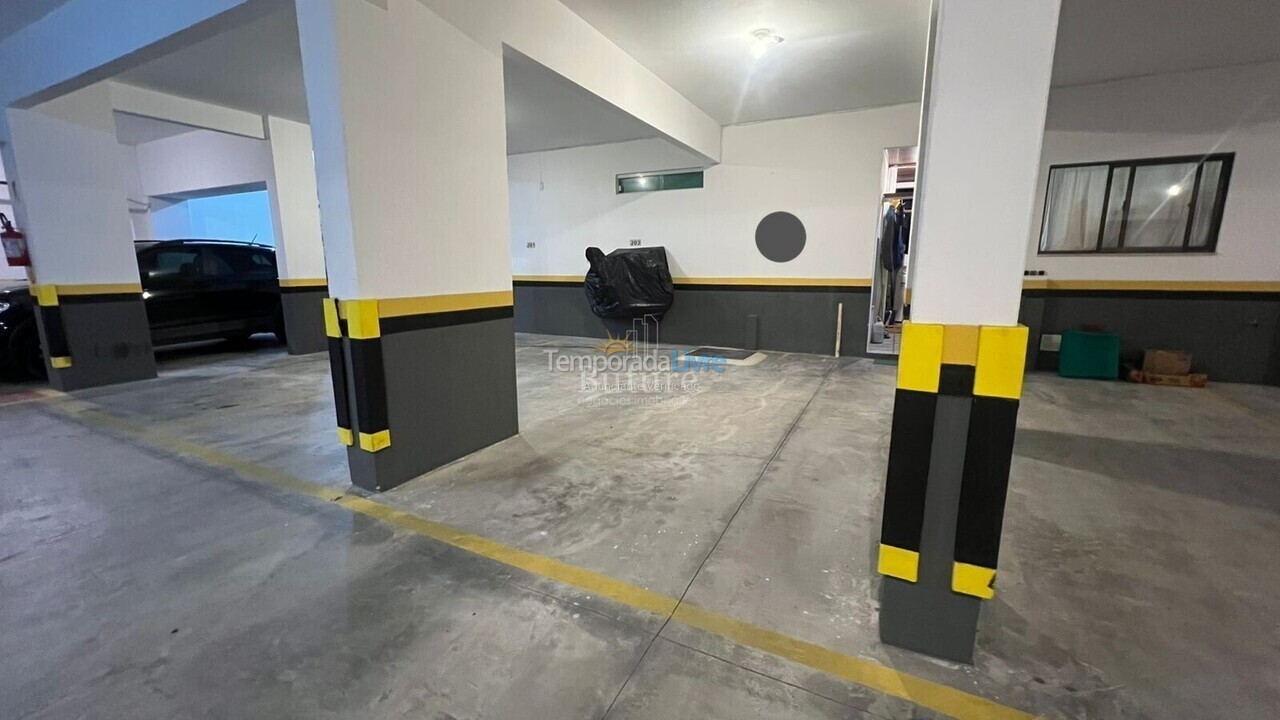 Apartamento para alquiler de vacaciones em Itapema (Meia Praia)