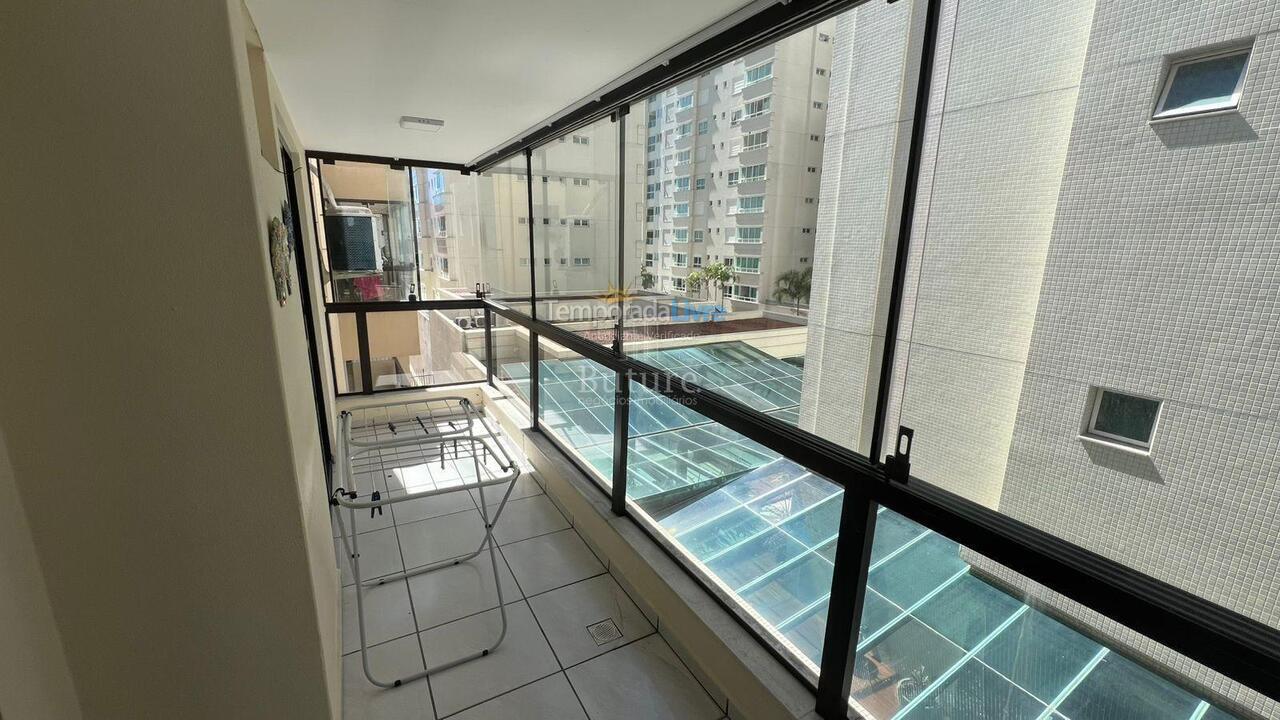 Apartamento para aluguel de temporada em Itapema (Meia Praia)