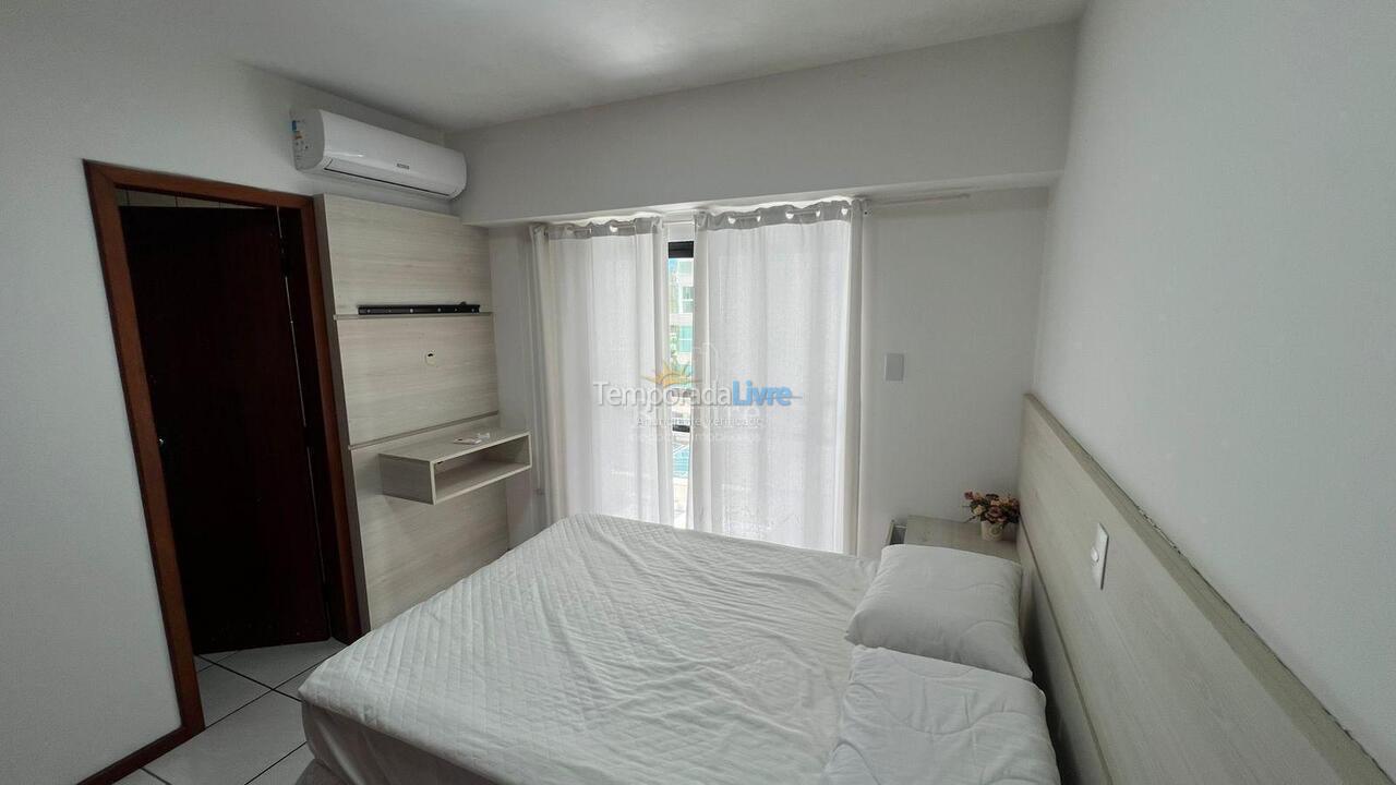 Apartamento para aluguel de temporada em Itapema (Meia Praia)