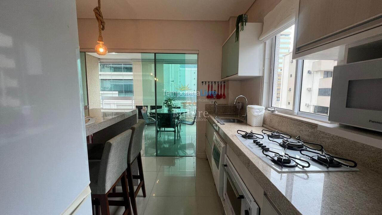 Apartment for vacation rental in Itapema (Meia Praia)