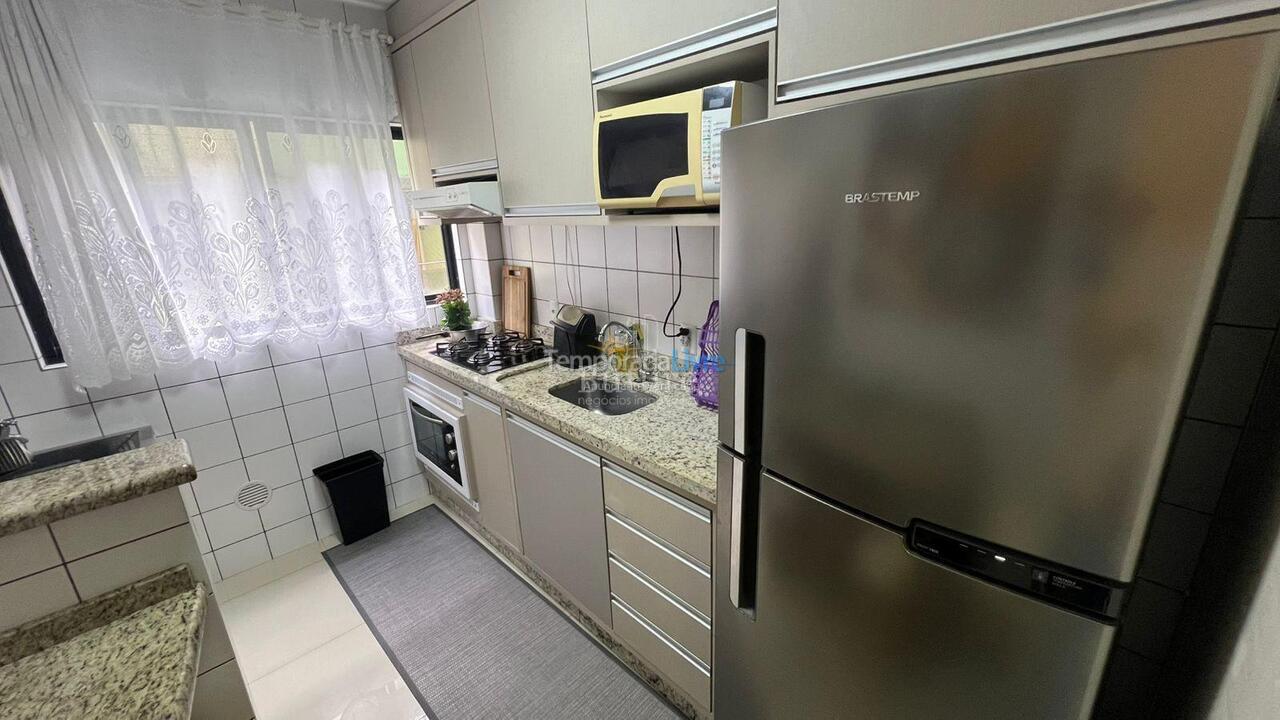 Apartment for vacation rental in Itapema (Meia Praia)