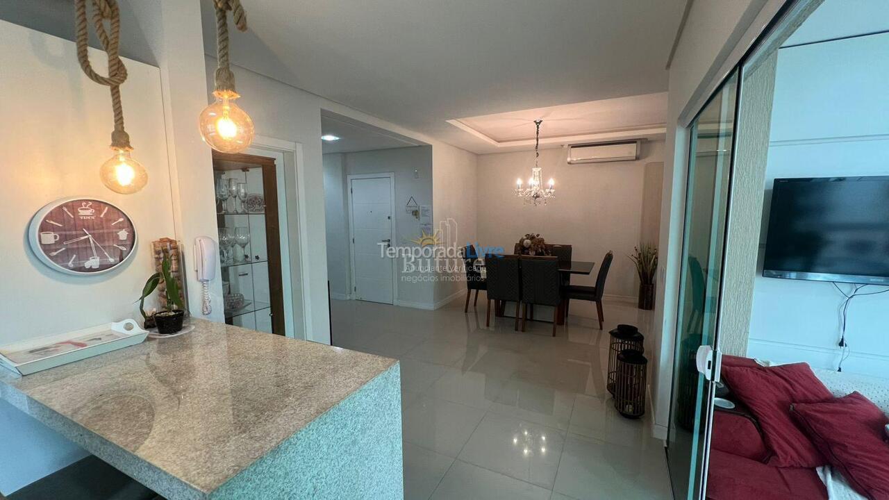 Apartment for vacation rental in Itapema (Meia Praia)