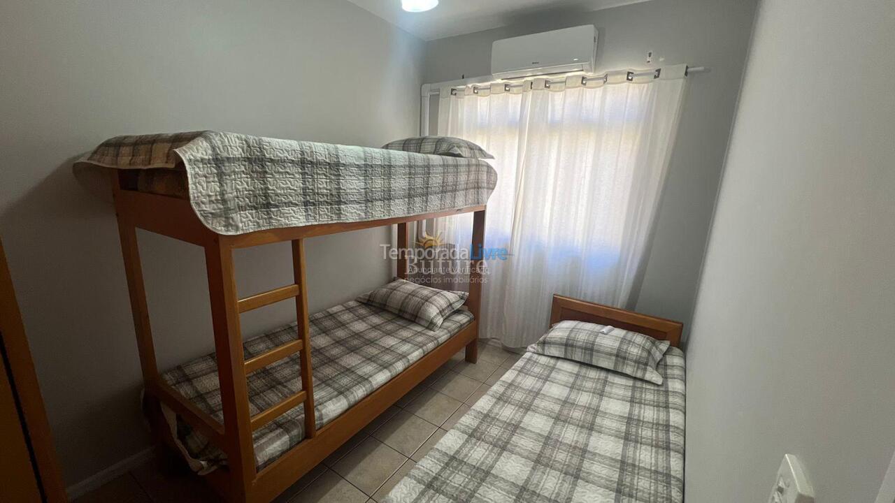 Apartamento para alquiler de vacaciones em Itapema (Meia Praia)