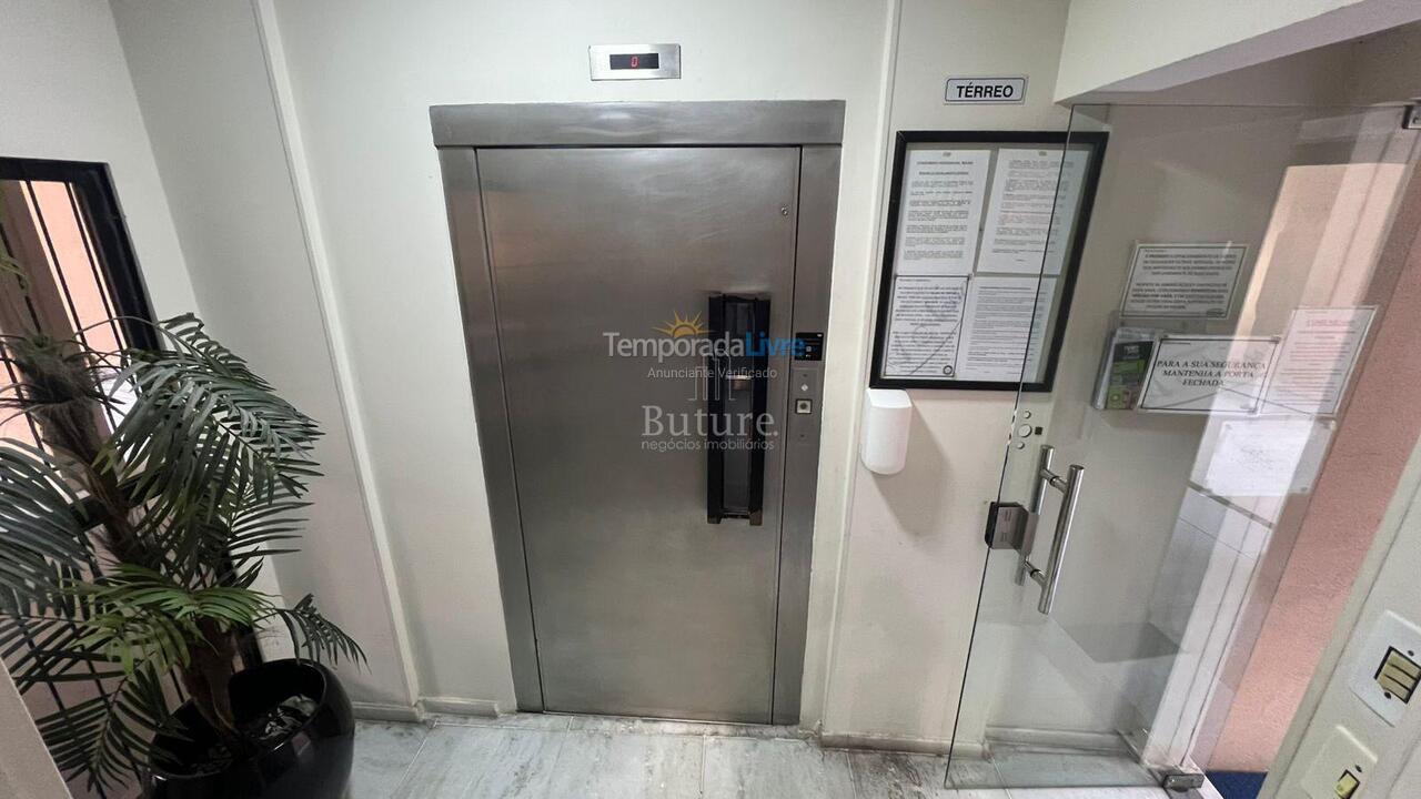 Apartment for vacation rental in Itapema (Meia Praia)