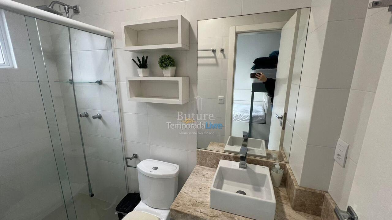 Apartment for vacation rental in Itapema (Meia Praia)