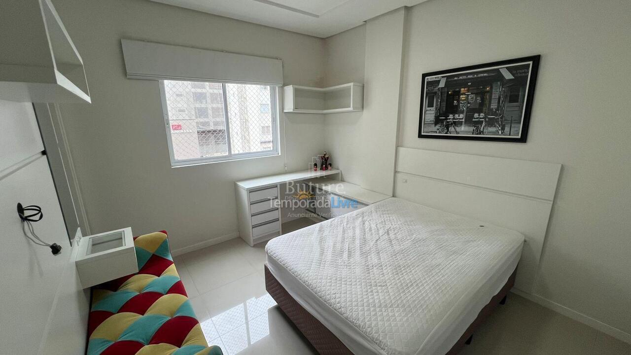 Apartment for vacation rental in Itapema (Meia Praia)