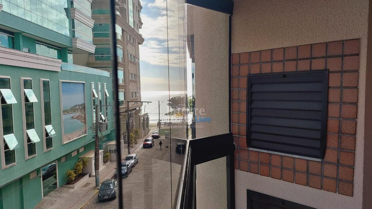 Apartamento para aluguel de temporada em Itapema (Meia Praia)