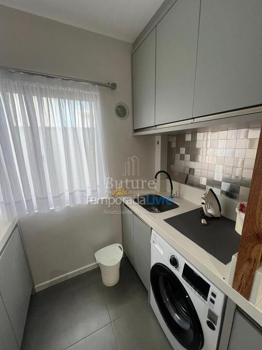 Apartment for vacation rental in Itapema (Meia Praia)