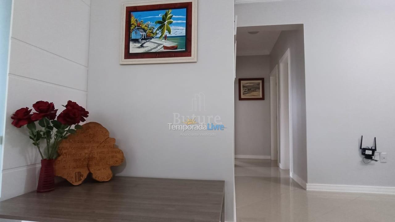 Apartment for vacation rental in Itapema (Meia Praia)