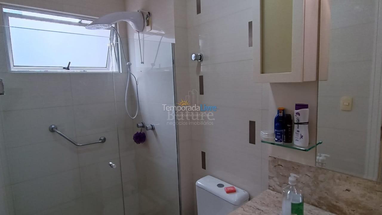 Apartment for vacation rental in Itapema (Meia Praia)