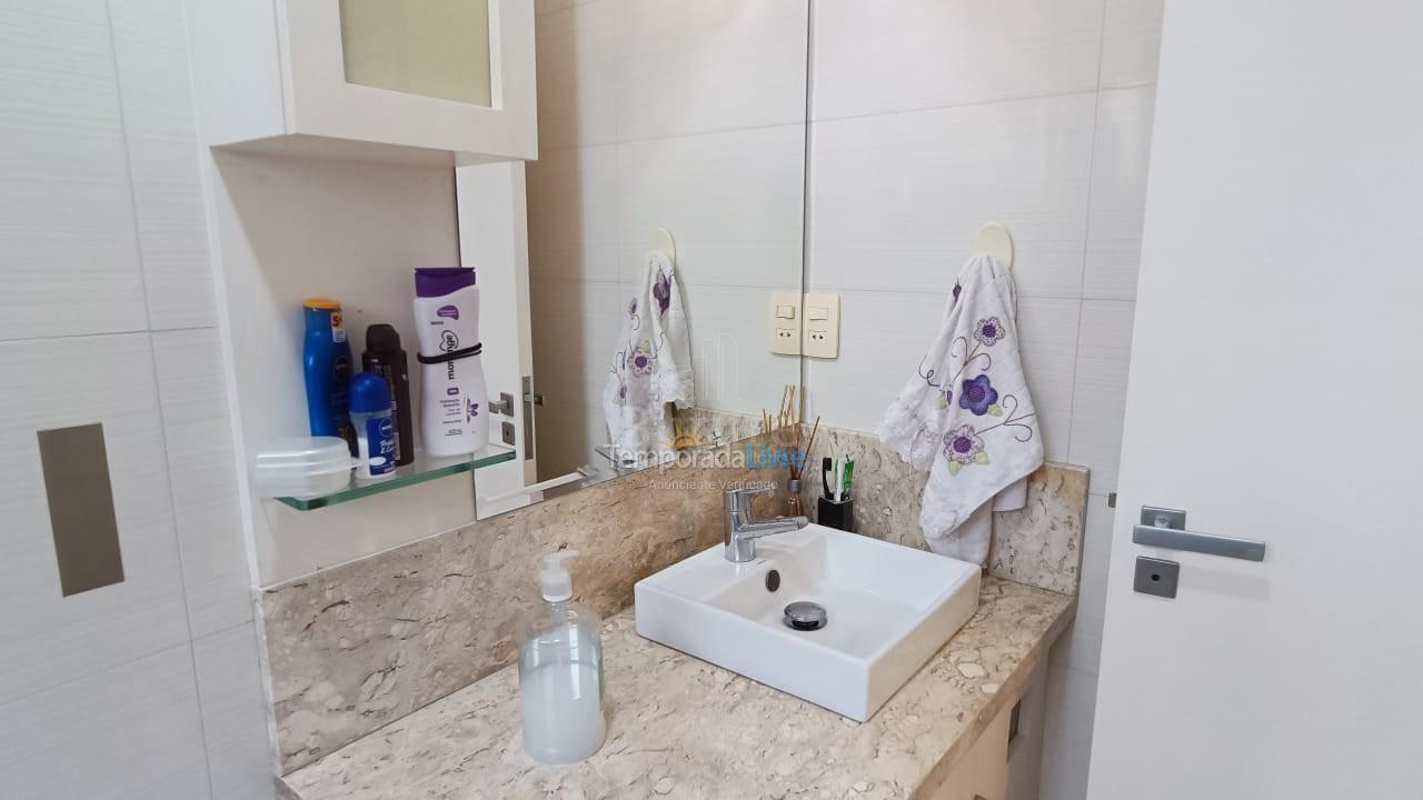 Apartment for vacation rental in Itapema (Meia Praia)