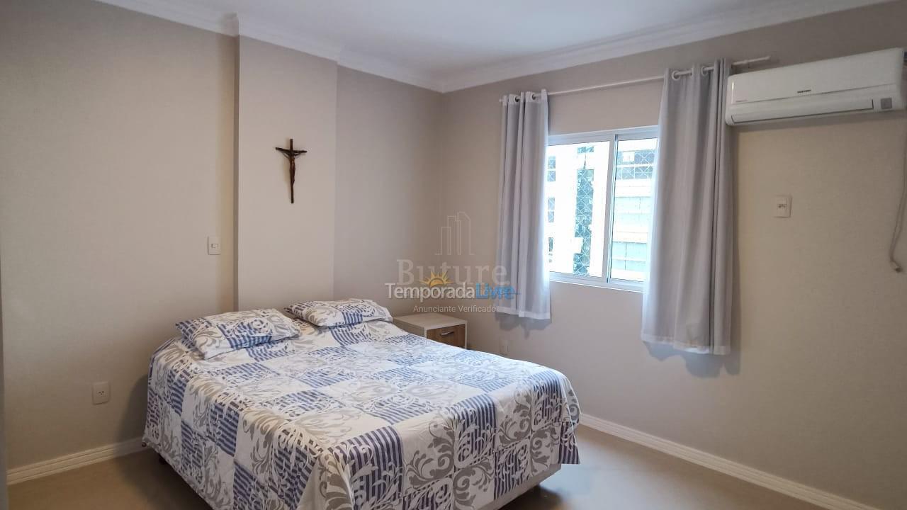 Apartment for vacation rental in Itapema (Meia Praia)