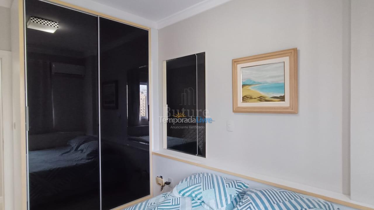 Apartment for vacation rental in Itapema (Meia Praia)