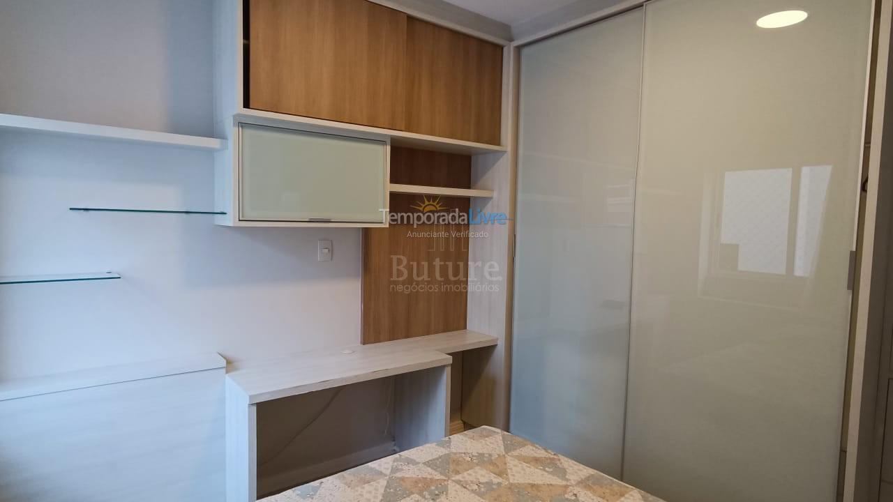 Apartment for vacation rental in Itapema (Meia Praia)