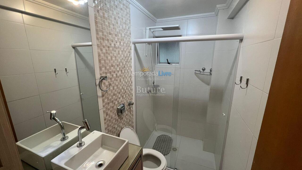 Apartamento para aluguel de temporada em Itapema (Meia Praia)