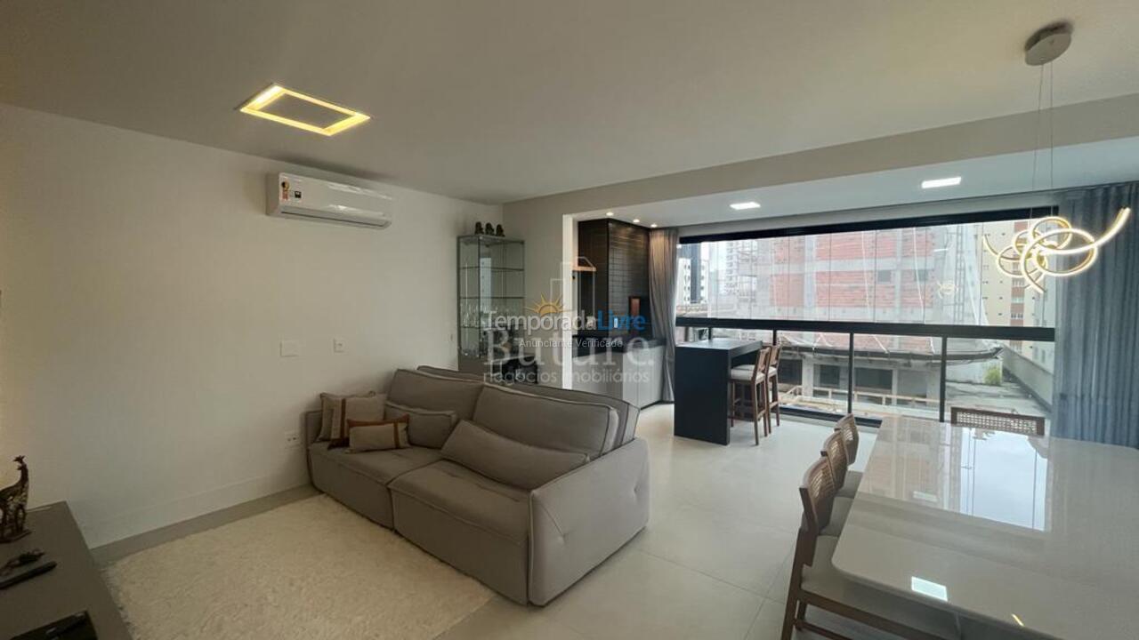 Apartment for vacation rental in Itapema (Meia Praia)