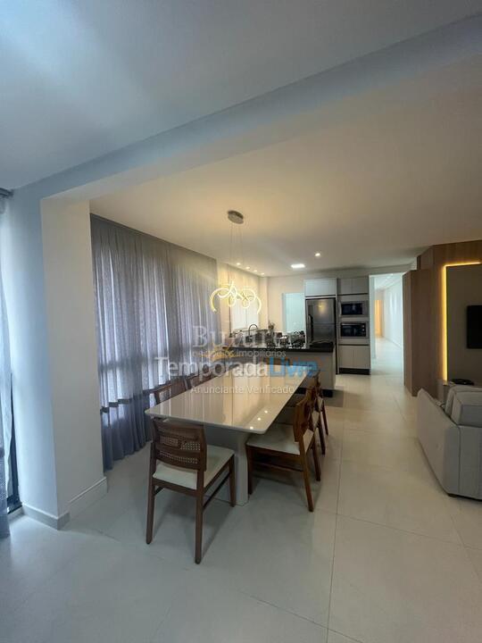 Apartment for vacation rental in Itapema (Meia Praia)