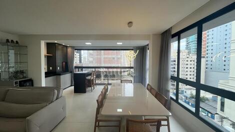 BEAUTIFUL AND SPACIOUS APARTMENT WITH 3 SUITES, LEFT, 2ND AV.