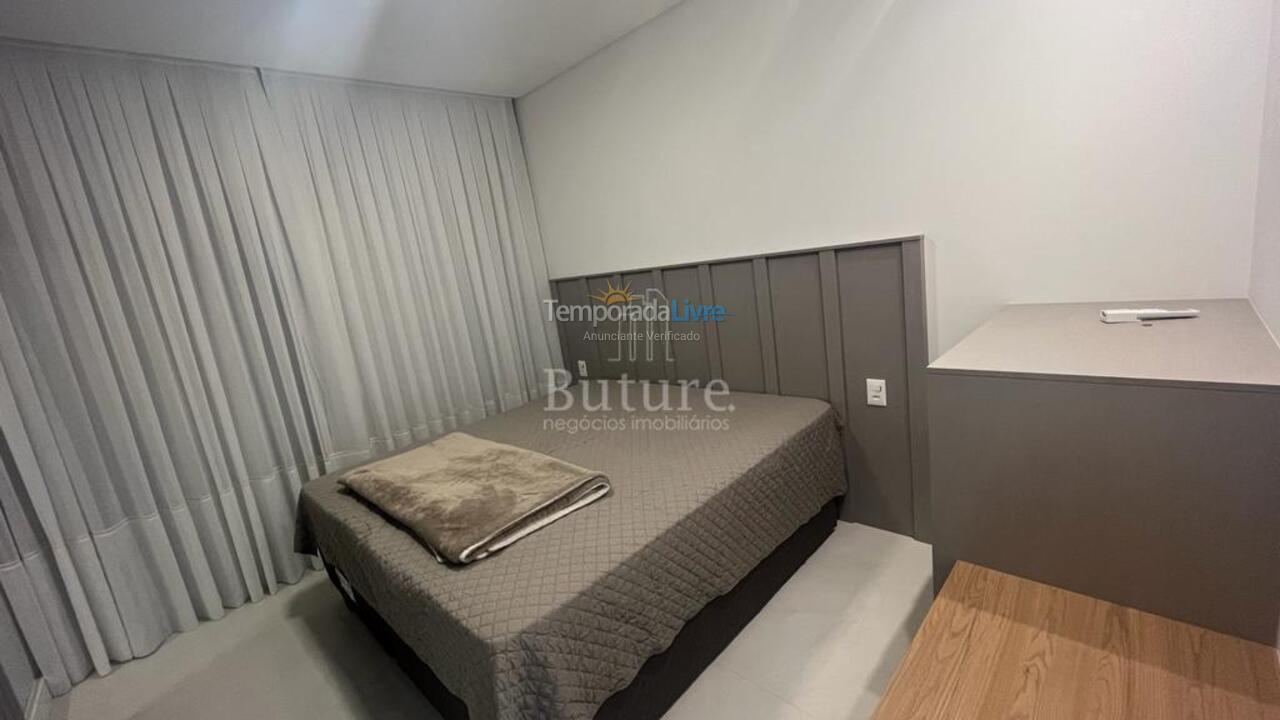 Apartment for vacation rental in Itapema (Meia Praia)