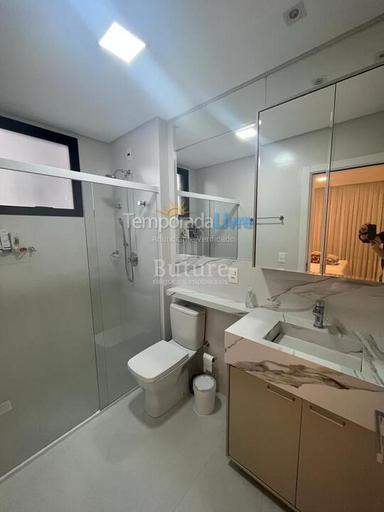 Apartment for vacation rental in Itapema (Meia Praia)