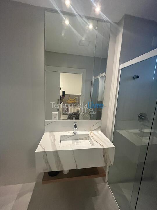 Apartment for vacation rental in Itapema (Meia Praia)