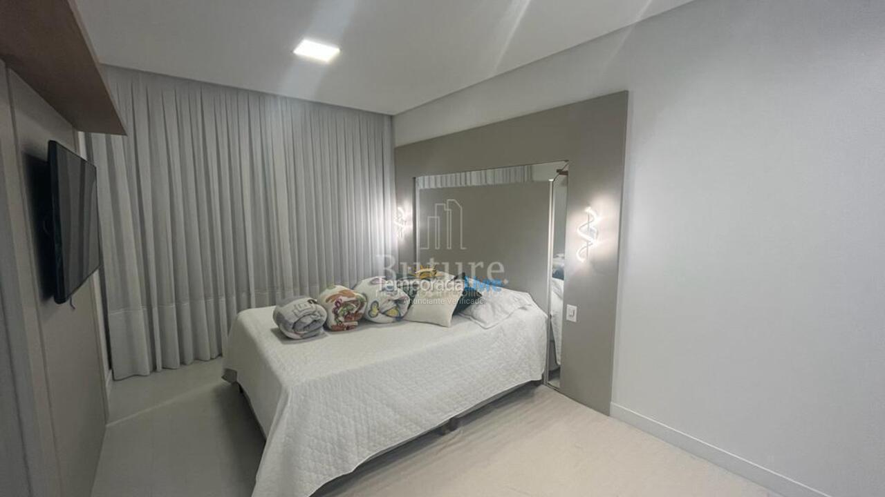 Apartment for vacation rental in Itapema (Meia Praia)