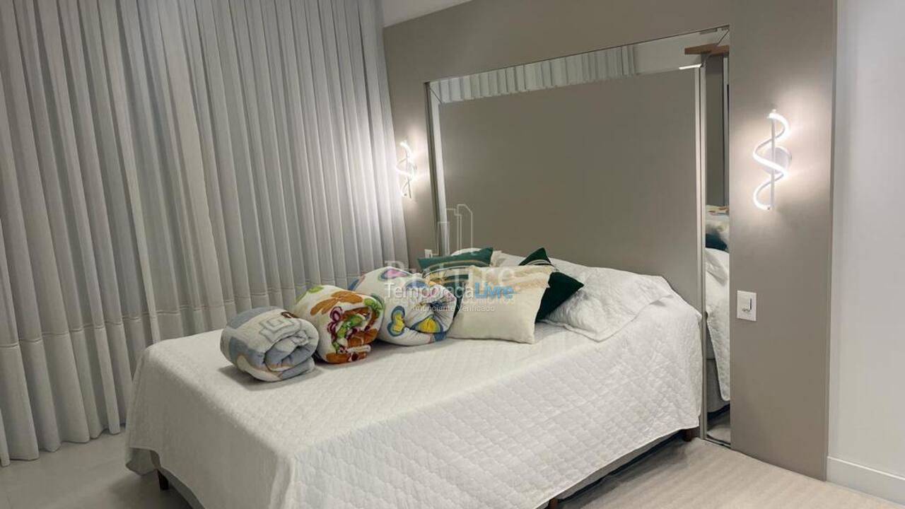 Apartment for vacation rental in Itapema (Meia Praia)