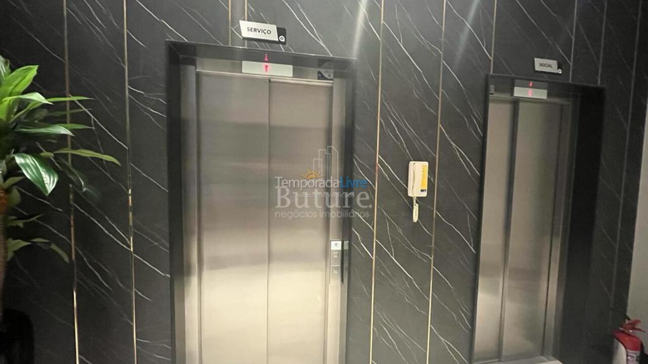 Apartment for vacation rental in Itapema (Meia Praia)