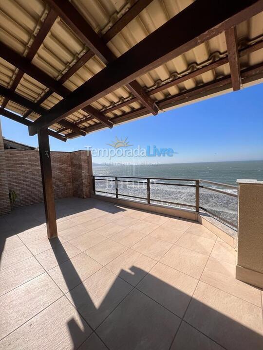 Apartment for vacation rental in Itapema (Meia Praia)