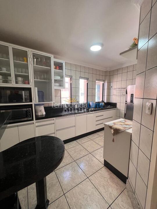 Apartment for vacation rental in Itapema (Meia Praia)