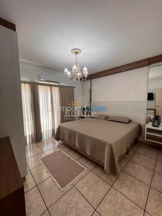 Apartment for vacation rental in Itapema (Meia Praia)