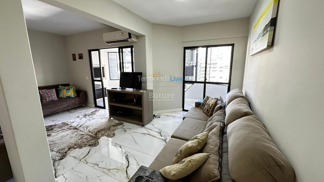 Apartamento para aluguel de temporada em Itapema (Meia Praia)