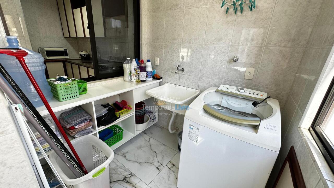 Apartamento para aluguel de temporada em Itapema (Meia Praia)