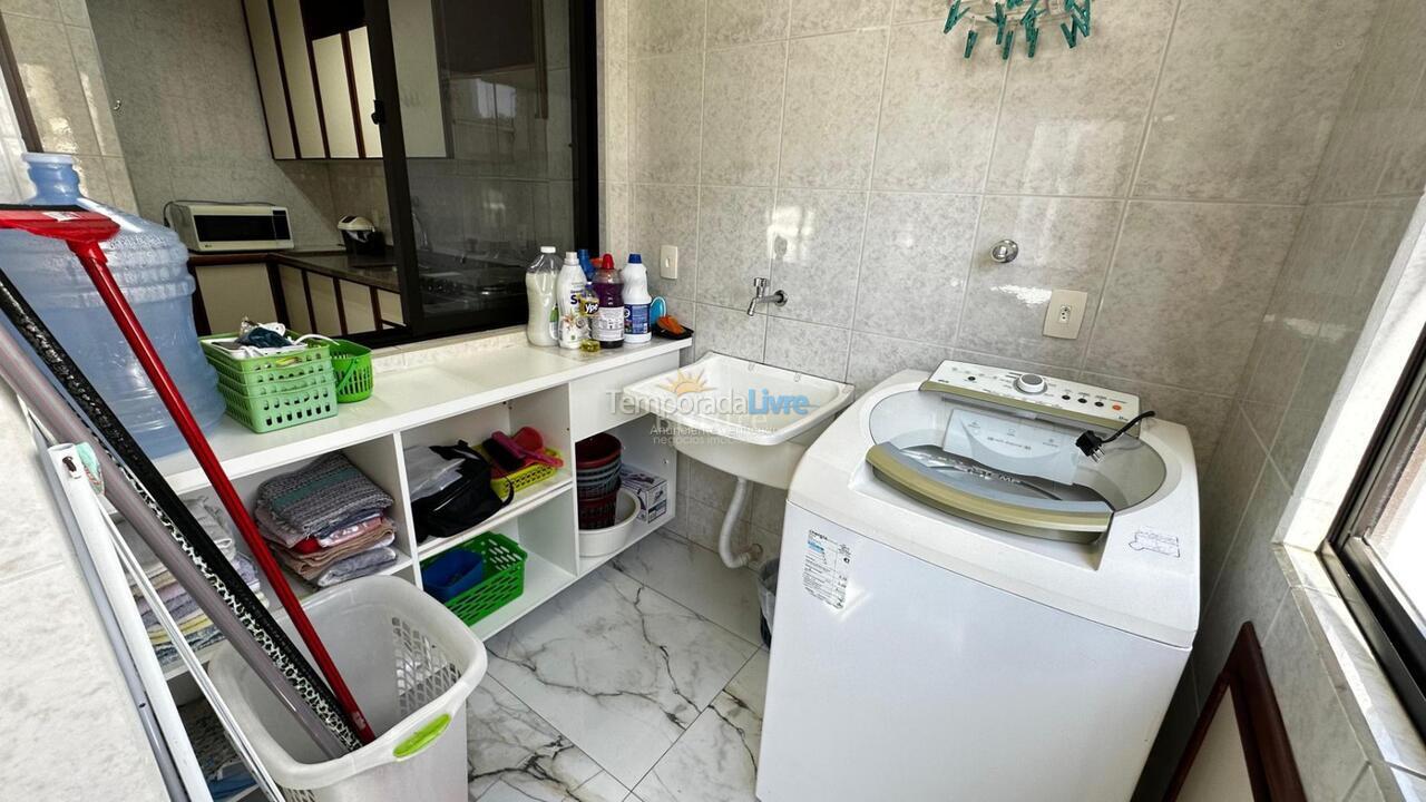 Apartamento para aluguel de temporada em Itapema (Meia Praia)