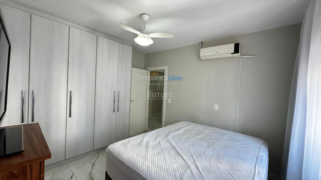 Apartamento para aluguel de temporada em Itapema (Meia Praia)