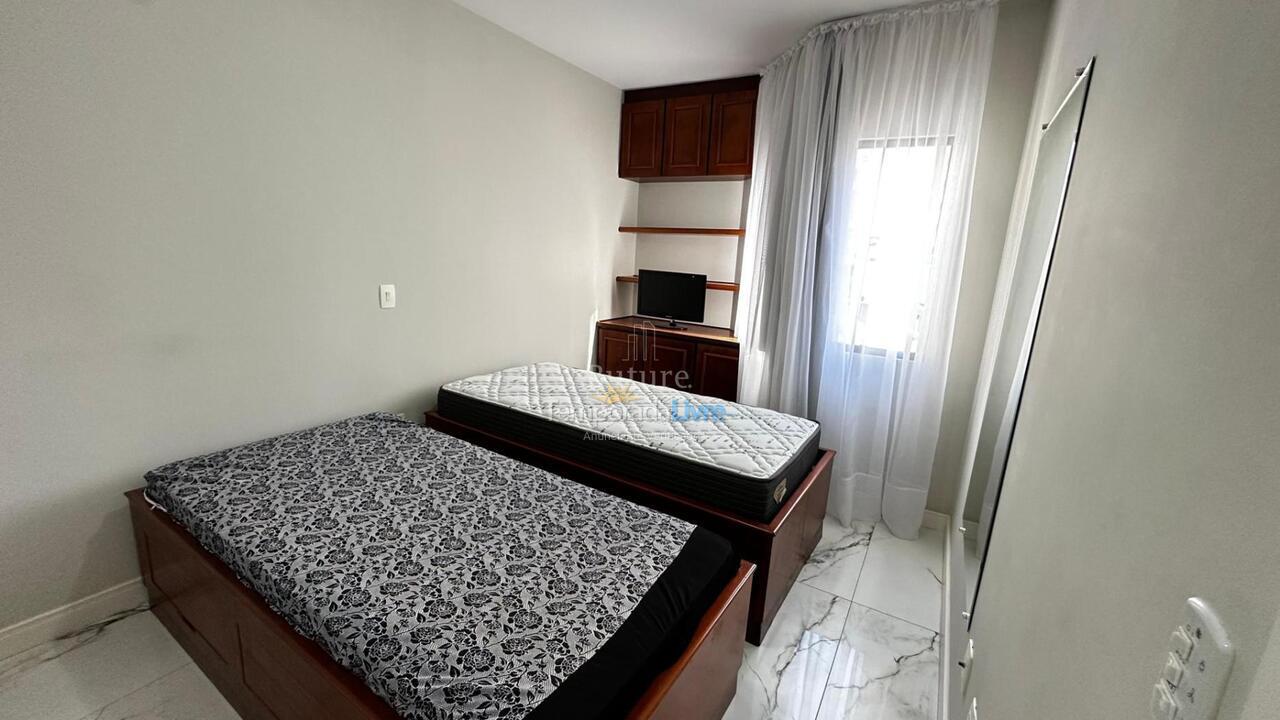 Apartamento para aluguel de temporada em Itapema (Meia Praia)