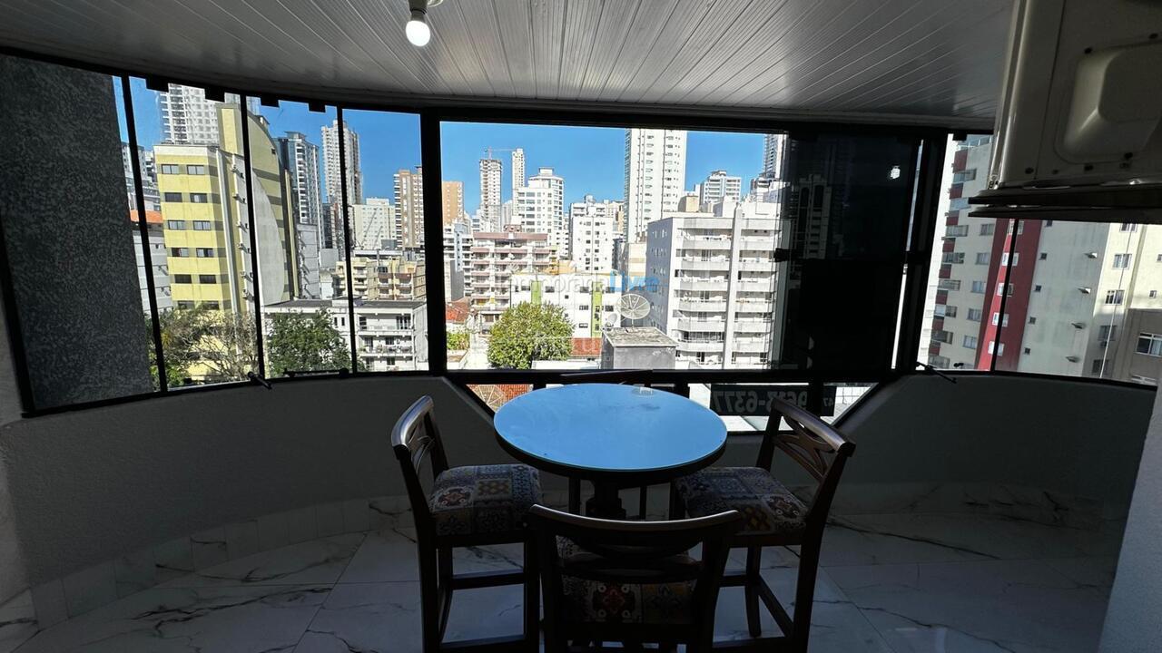 Apartamento para aluguel de temporada em Itapema (Meia Praia)