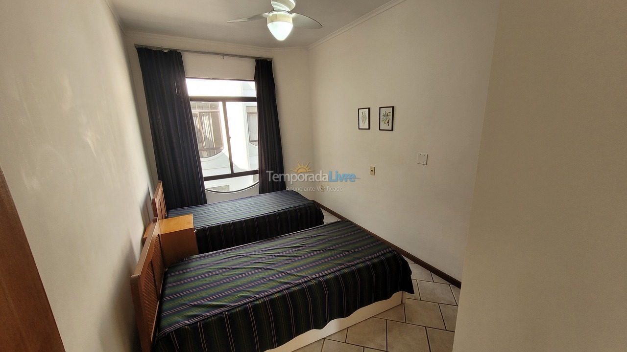 Apartment for vacation rental in Bombinhas (Praia de Bombas)