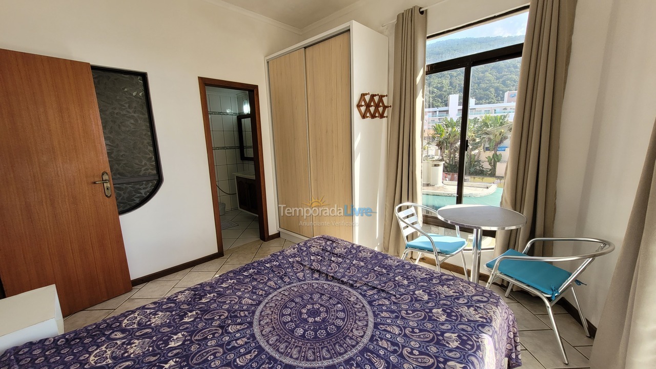 Apartment for vacation rental in Bombinhas (Praia de Bombas)