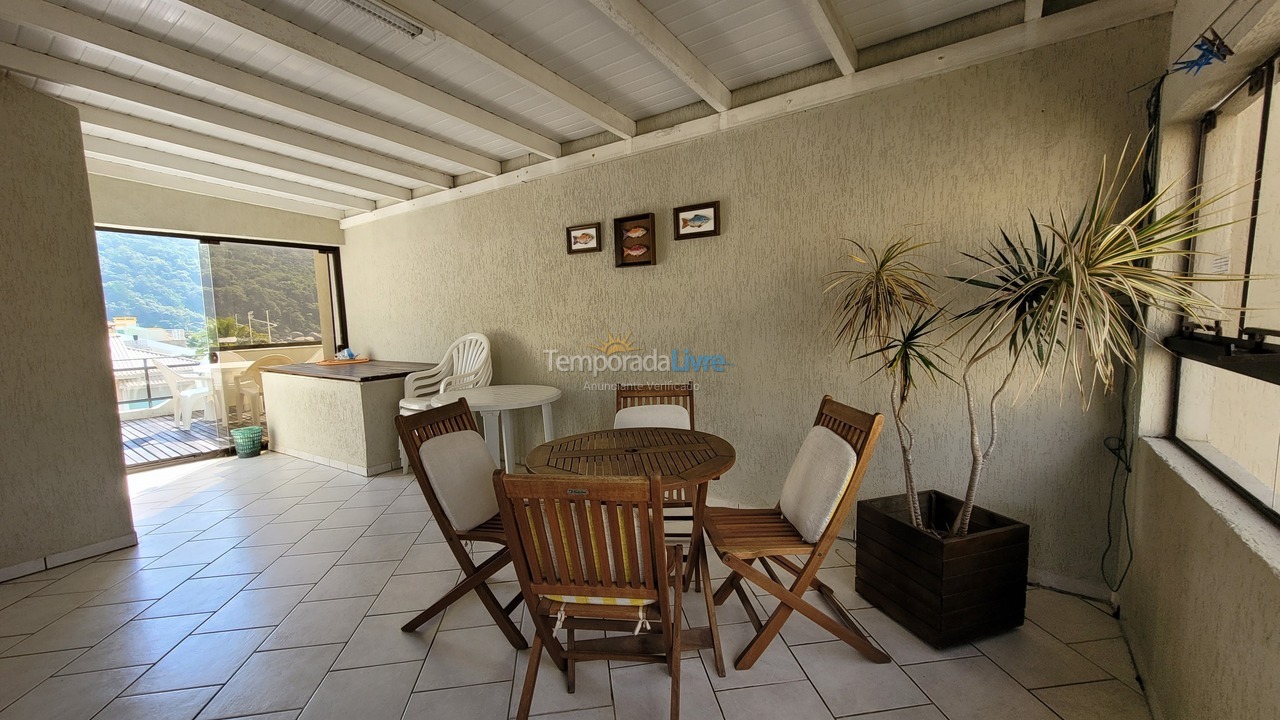 Apartment for vacation rental in Bombinhas (Praia de Bombas)