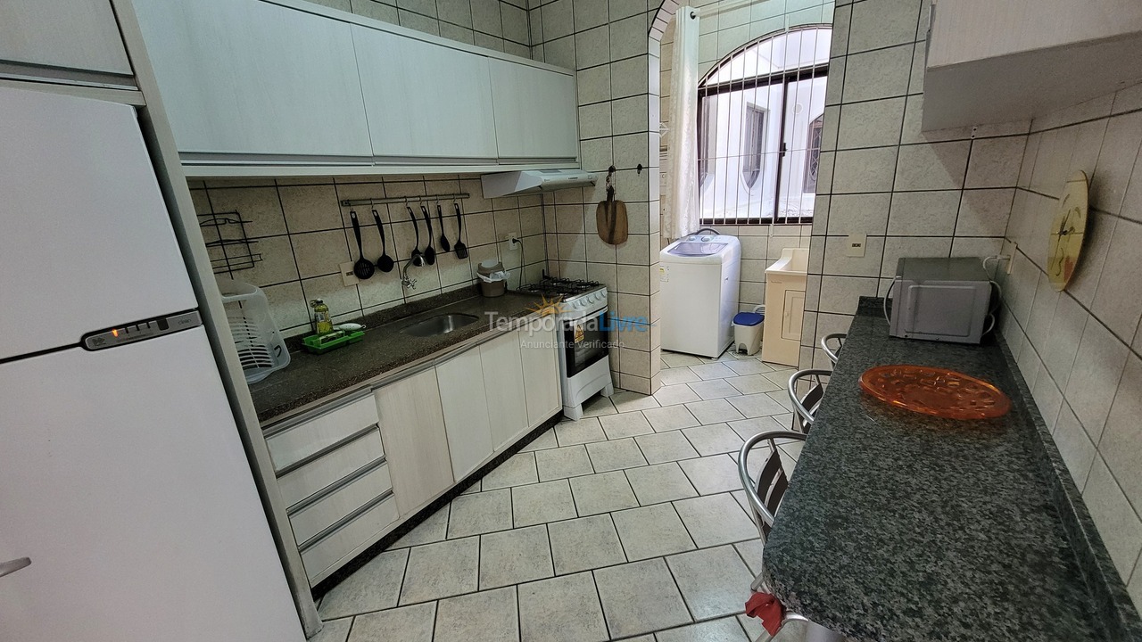 Apartment for vacation rental in Bombinhas (Praia de Bombas)