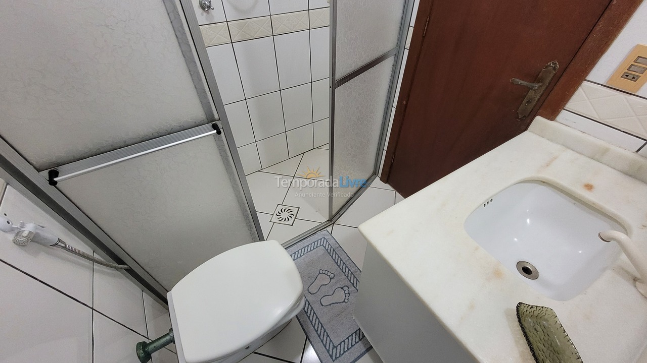 Apartment for vacation rental in Bombinhas (Praia de Bombas)