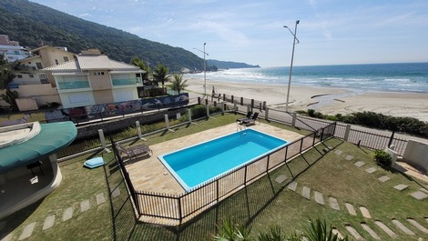 Beachfront triplex with private hot tub and pool in the condominium for...